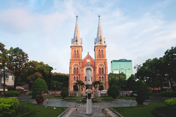 Notre dame Katedrali, Ho chi minh city Vietnam
