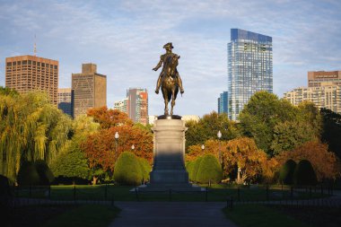 Boston Massachusetts ABD kamu bahçe George Washington Anıtı