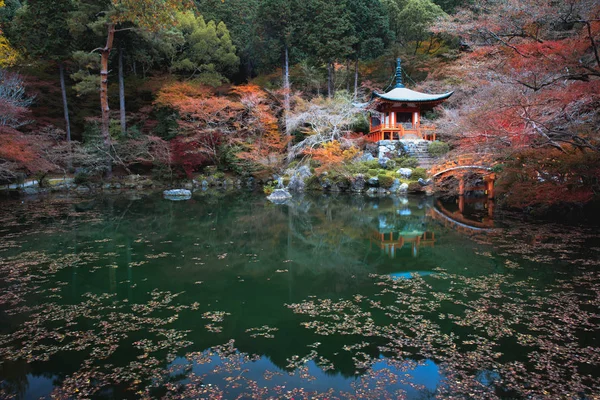 Sonbahar Sezonu Bırak Tapınağı Japonya Daigoji Tapınağı Kyoto Japonya Kırmızı — Stok fotoğraf
