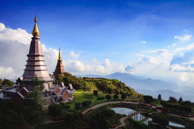 Büyük Kutsal Kalıntılar Pagoda Nabhapolbhumisiri, Chiang Mai, Tayland