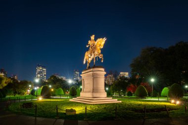 Boston Massachusetts ABD kamu bahçe George Washington Anıtı