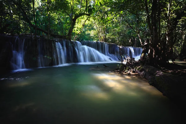 Cachoeira Profunda Floresta Tailândia — Fotografia de Stock