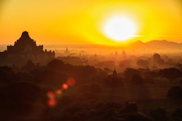 Gyönyörű Táj Naplemente Alatt Pagoda Bagan Mianmar — Stock Fotó