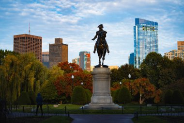 Boston Massachusetts ABD kamu bahçe George Washington Anıtı