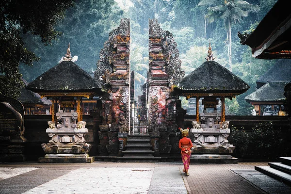 Pura Tirta Empul świątynia — Zdjęcie stockowe