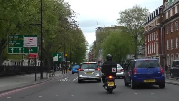 Londýn Anglie Velká Británie Duben 2017 Řidič Pohledu Euston Road — Stock video