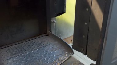 Açık hava koridoru iki eski tren vagon, antrenör veya küçük yük arabalar arasında yol açın veya bağlayıcı. İçinde görüş-in hızlı eski buhar motoru taşıma Tren