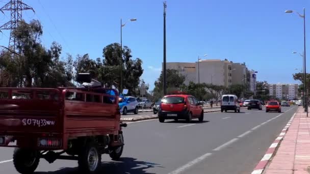 Agadir Morocco Март 2016 Busy Moroccan Agadir City Street Orange — стоковое видео