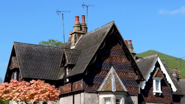 英国山顶区国家公园伊兰村的风景秀丽的村舍 — 图库视频影像