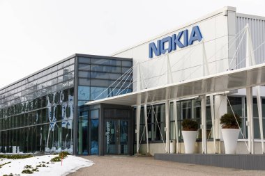 Nokia şirket adı bir bina duvar