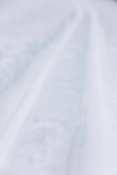 Lange Skistrecken im Tiefschnee — Stockfoto