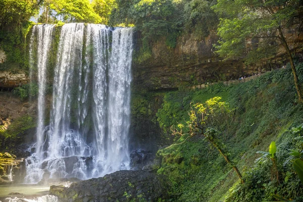 Waterfall in forest in Dam Bri, Vietnam — Stock Photo, Image
