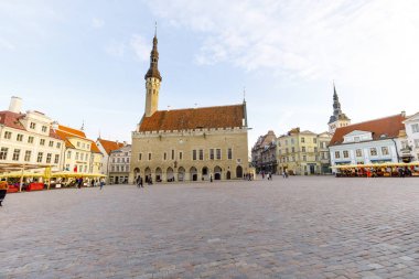 Tallinn, Estoina 'da belediye binası meydanı