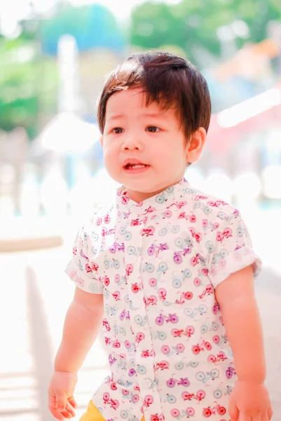 Söt Liten Asiatisk Pojke Glad Var Park Utomhus Happy Kids — Stockfoto