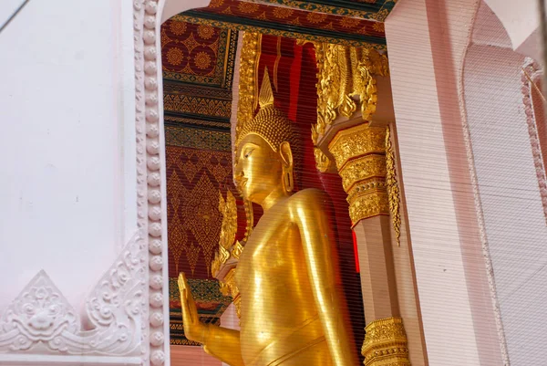 Buddha Kamu Için Nakhon Pathom Tayland Saygının Ibadet Ödemek Için — Stok fotoğraf