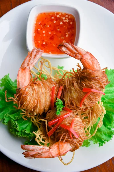 Goong Sarong Fideos Envueltos Camarones Con Fideos Crujientes Servir Verduras — Foto de Stock