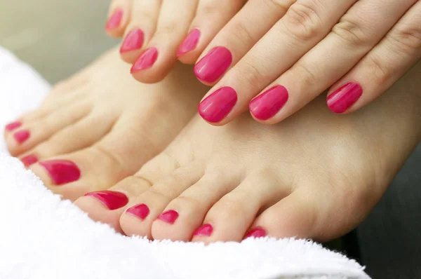 Red manicure and pedicure — Stock Photo, Image