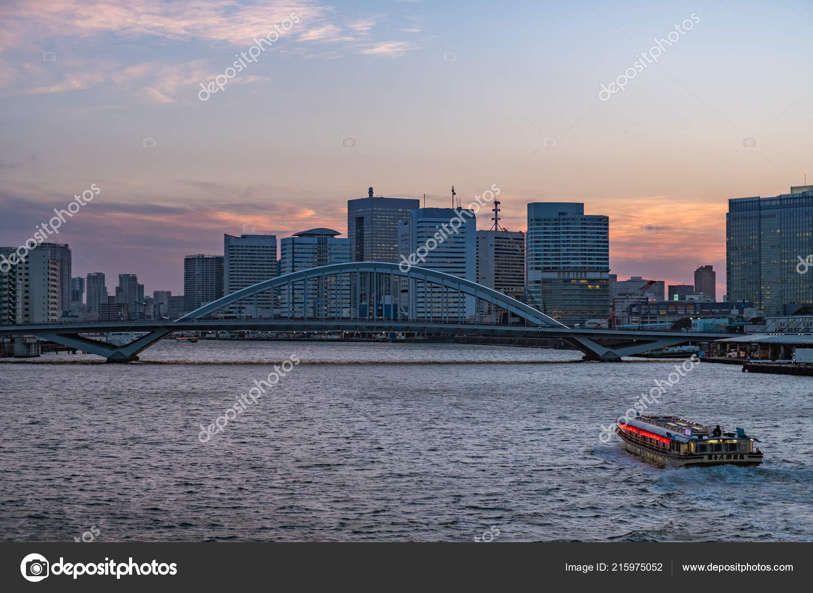 Tokyo Japon Février 2018 Skyline Tokyo Pont Kachidoki Bateau