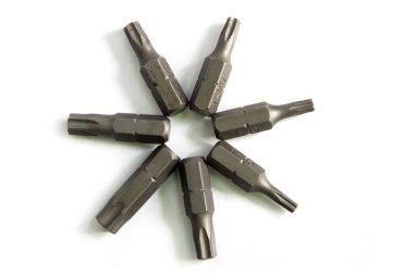 Tornavida bitleri kümesi (torx başlıkları)