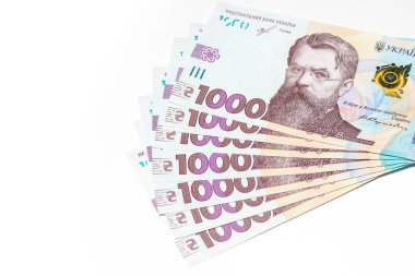 Ukrayna Hryvnia 'sı, 1000 Hryvnia' nın yeni banknotları. Hryvnia (UAH.) Para.