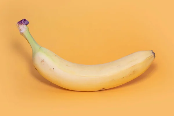 하나의 바나나와 — 스톡 사진