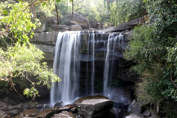 Prachtige Waterval Het Bos — Stockfoto