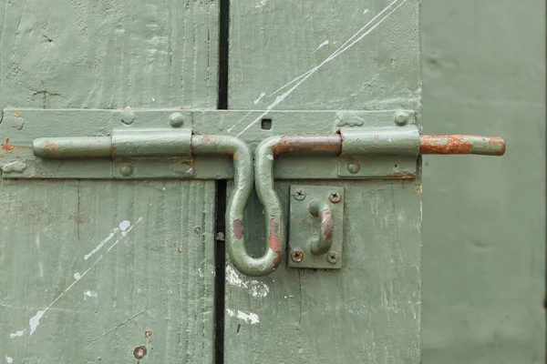 Riegel Stahltür Grün — Stockfoto