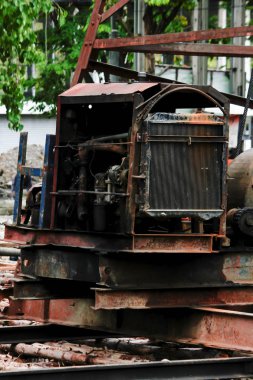 Yığın vinç eski motorunun
