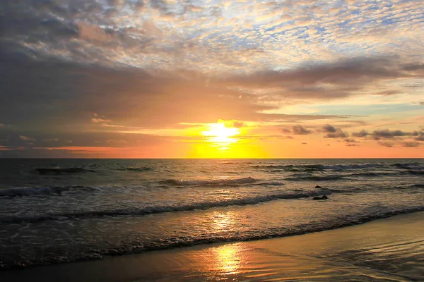 Coucher Soleil Crépusculaire Nuages Mer — Photo