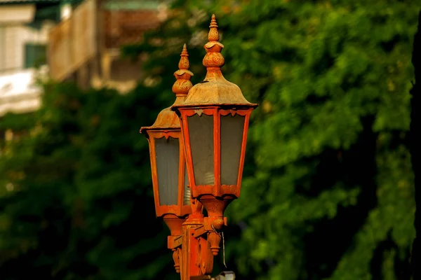 Lámpara Roja Vieja Calle — Foto de Stock