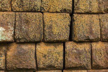 Kamboçya eski kalede Laterit tuğla