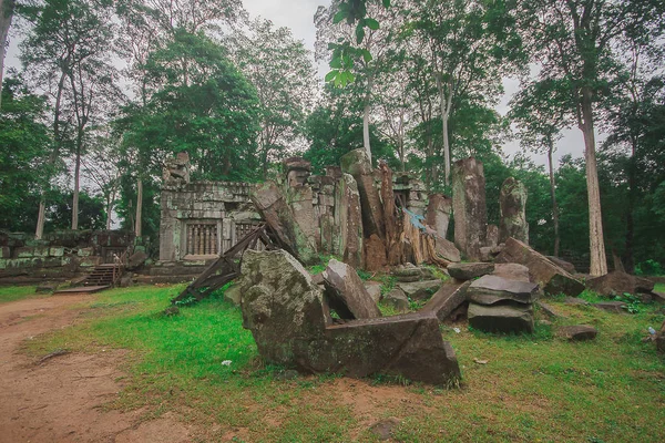 Koh Ker Viejo Castillo Antiguo Reino Khmer Pasado —  Fotos de Stock