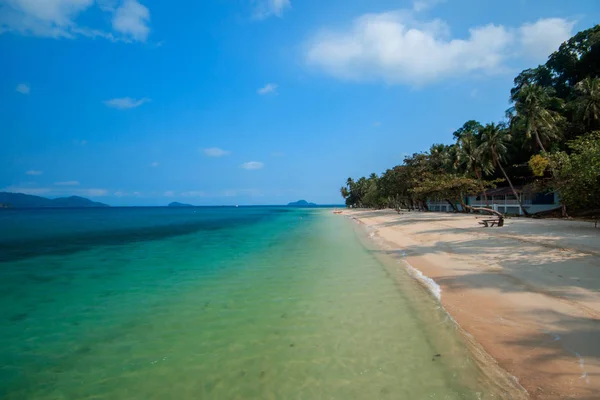 Tailândia Tem Uma Praia Areia Mar Bonito Tranquila — Fotografia de Stock