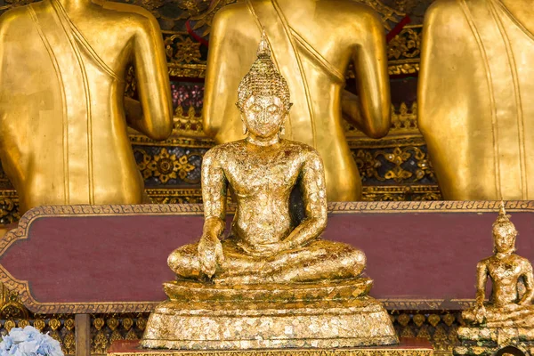 Altın Buda Budistler ibadet güzel.