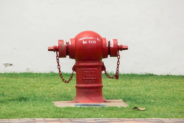 Fire extinguisher on the lawn For ease of use