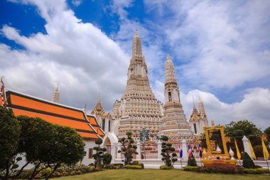 Arunratchawararam Tapınağı Tayland önemli ve antik bir tapınak.