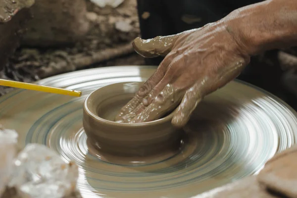 Fabricación Cerámica Mano Para Hacer Recipiente — Foto de Stock