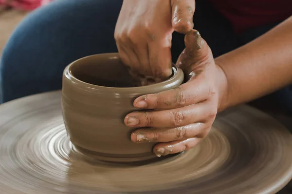 Fabricación Cerámica Mano Para Hacer Recipiente — Foto de Stock