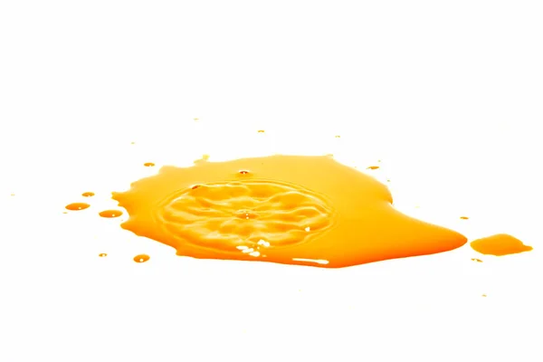 橙色水滴在白色背景上飞溅 — 图库照片