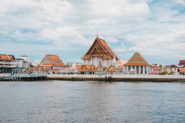 Wat Kanlayanamit Woramahaviharn veya 