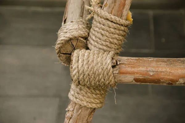 Manila Seil Trockenes Holz Gebunden Seil Viele Holzstücke Gebunden — Stockfoto