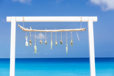 Giriş kapısı kumlu plaj, ayrıntı, güzel yaz arka plan