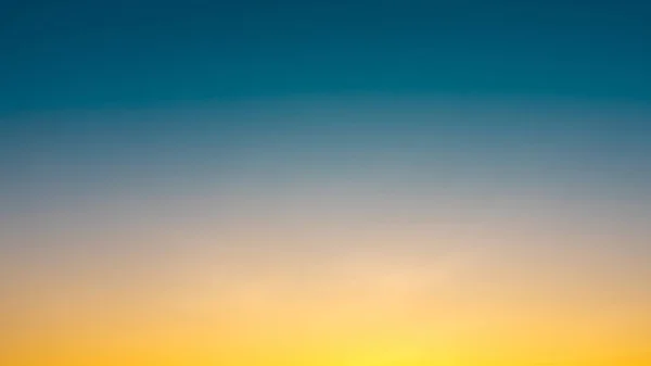 Jelas Matahari Terbenam Langit Untuk Desain Latar Belakang Dan Sumber — Stok Foto