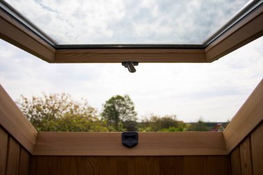 Açık mansard pencere