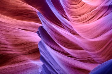 Doğal antilop Kanyonu kırmızı kayalarda