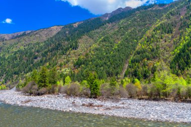 Dagu Glacier Milli Parkı güzel manzara kar dağ görünümü, Chengdu, Çin