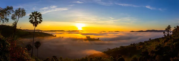 Schöne Unterkunft Inmitten Des Nebels Khao Kho Provinz Phetchabun Thailand — Stockfoto