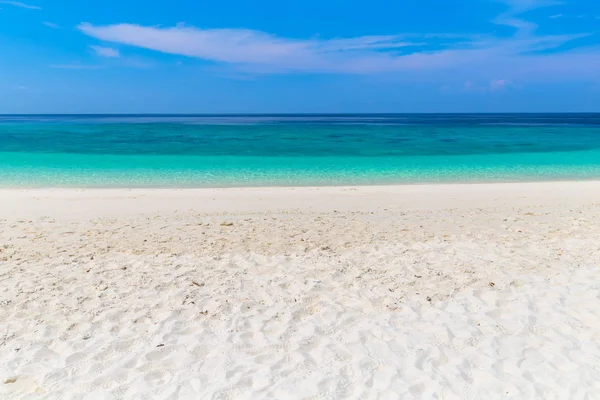 Playa Blanca Con Arrecife Coral Mar Tropical Isla Lipe Tailandia — Foto de Stock