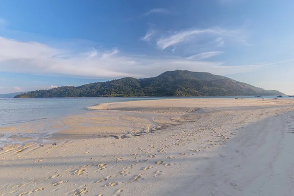 Playa Tropical Paradisíaca Cielo Azul Tailandia —  Fotos de Stock