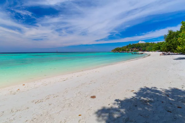 Tropical Beach Paradise Blue Sky Thailand — Stock Photo, Image